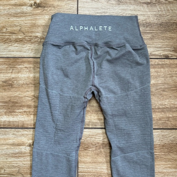 Alphalete Revival Leggings Size Medium Gray Full Length Leggings - Picture 9 of 13